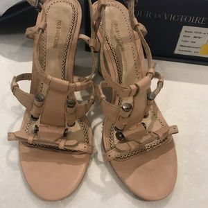 Tan Betsy sandals - Pour La Victoire